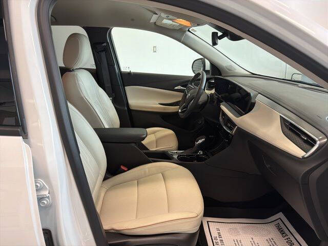 2025 Buick Encore GX Avenir