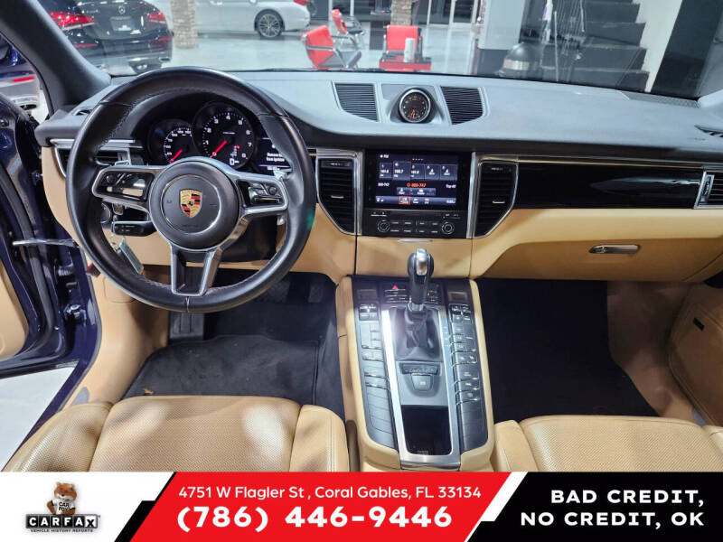 2017 Porsche Macan