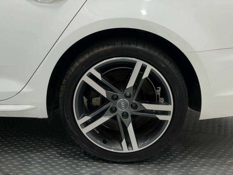 2017 Audi A4 2.0T quattro Premium Plus