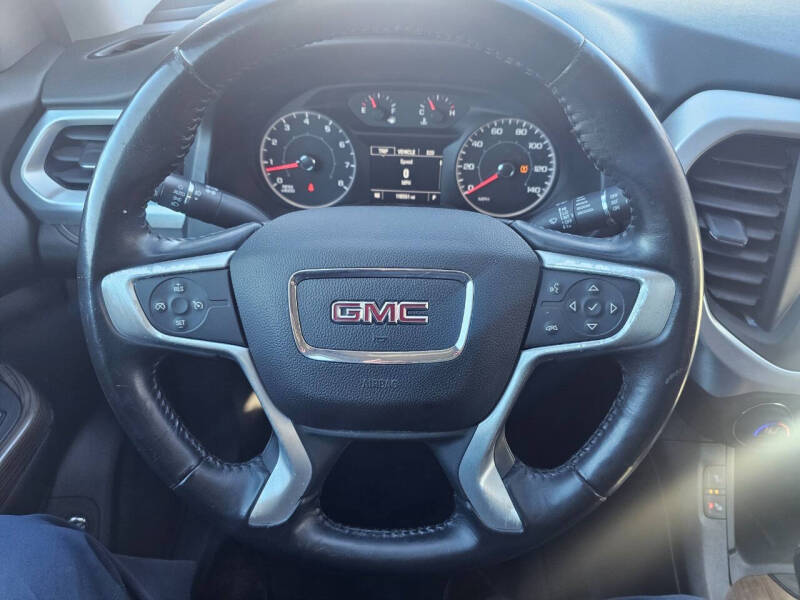 2018 GMC Acadia SLE-2