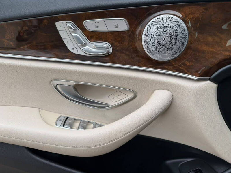 2019 Mercedes-Benz E-Class E 300