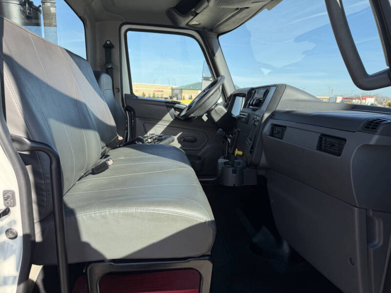 2022 International MV607