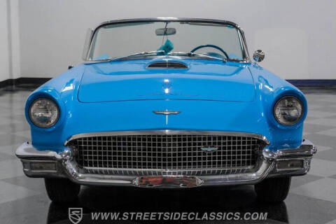 1957 Ford Thunderbird