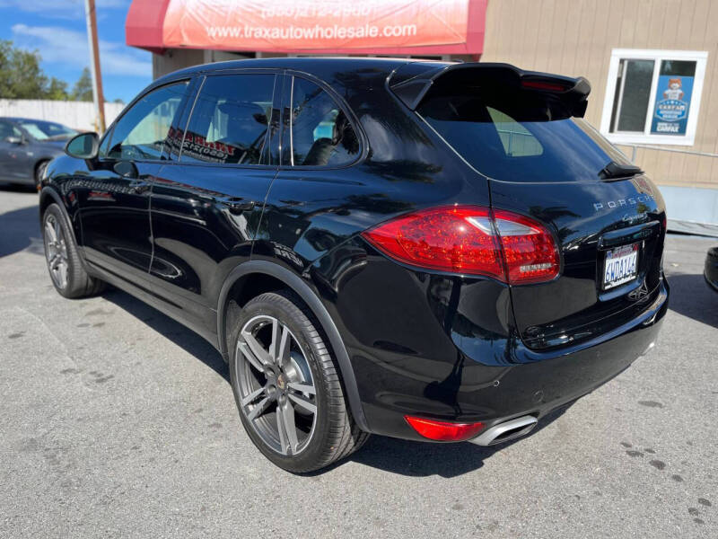 2012 Porsche Cayenne S