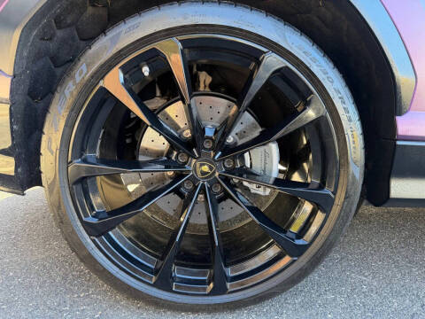 2020 Lamborghini Urus