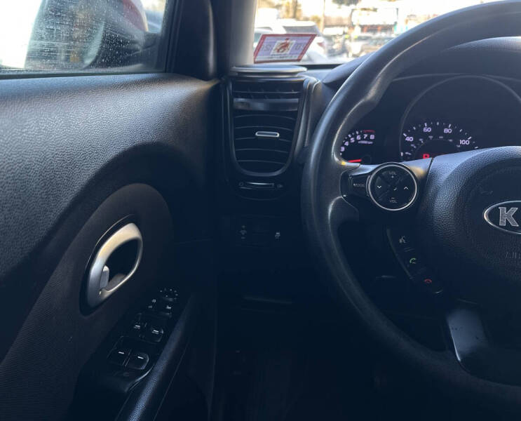 2016 Kia Soul +