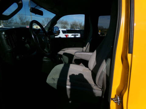 2017 Chevrolet Express LT 3500