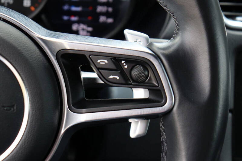 2019 Porsche 718 Cayman