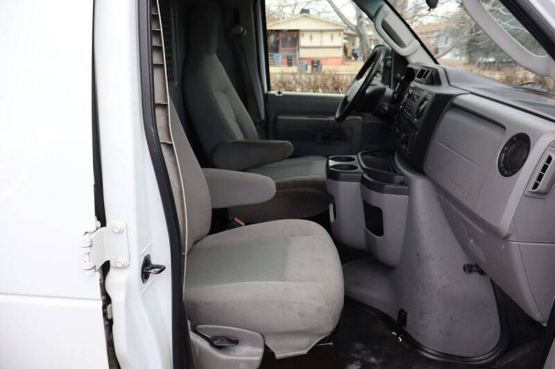 2013 Ford E-Series E-250