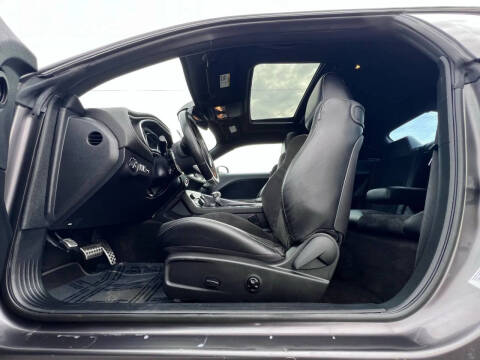 2015 Dodge Challenger SRT 392