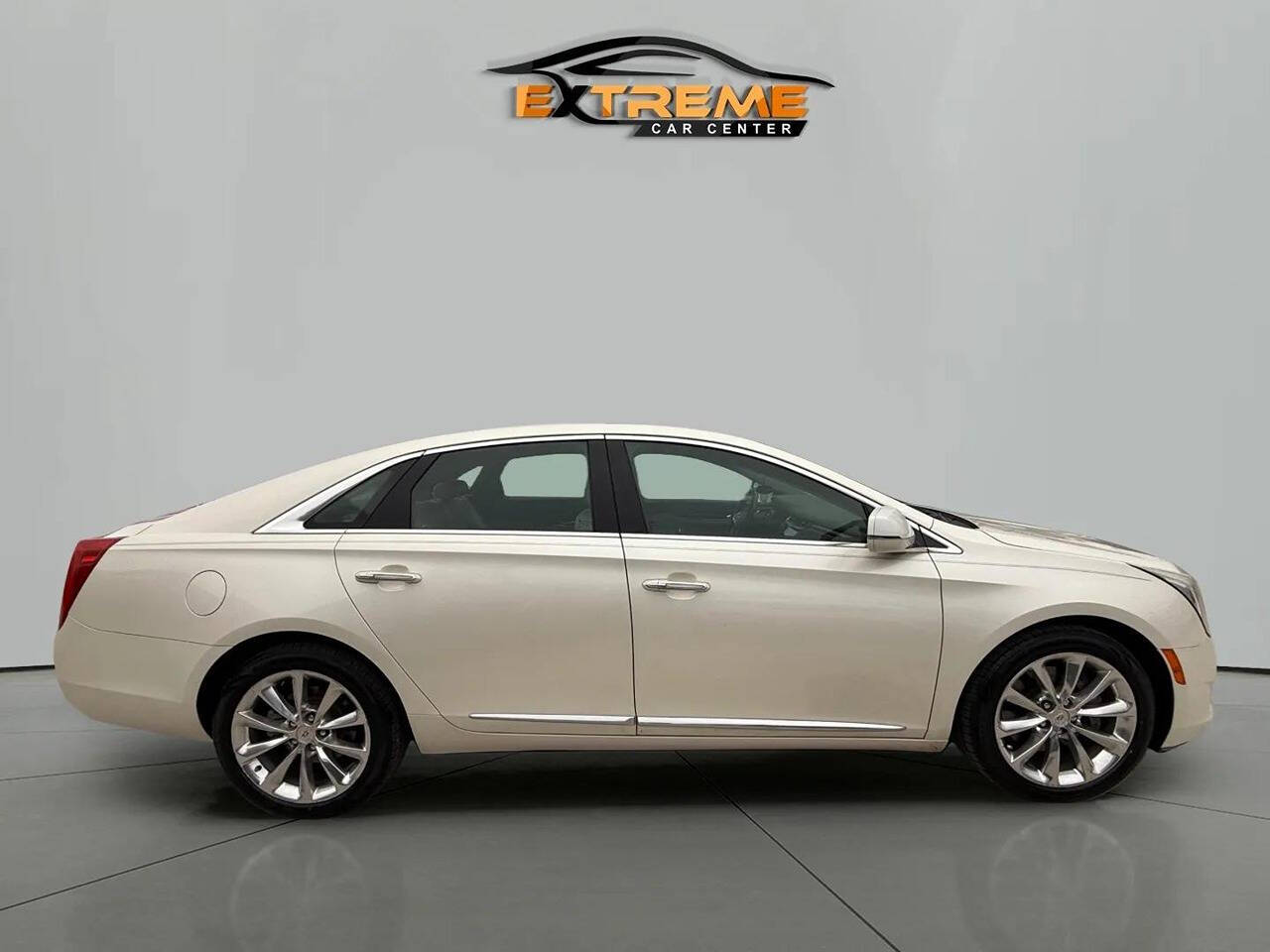 2013 Cadillac XTS for sale at Extreme Car Center in Detroit, MI