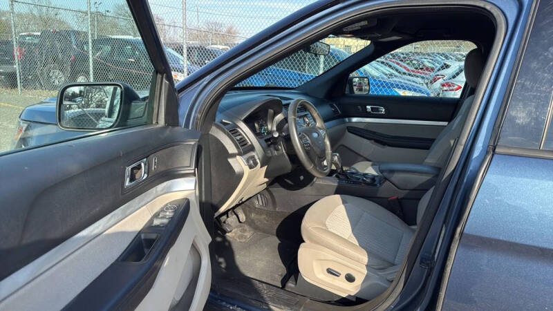 2018 Ford Explorer