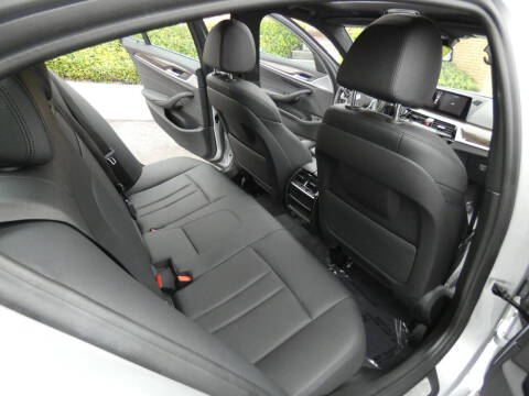 2019 BMW 5 Series 530i