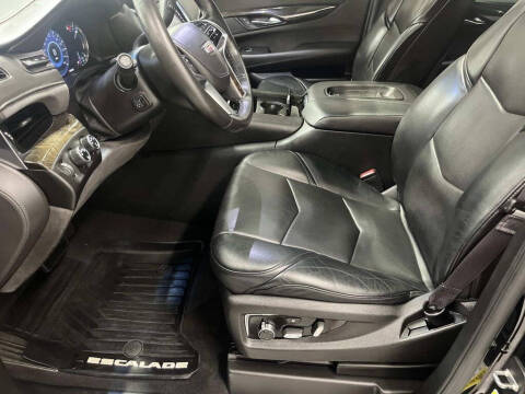 2016 Cadillac Escalade Platinum