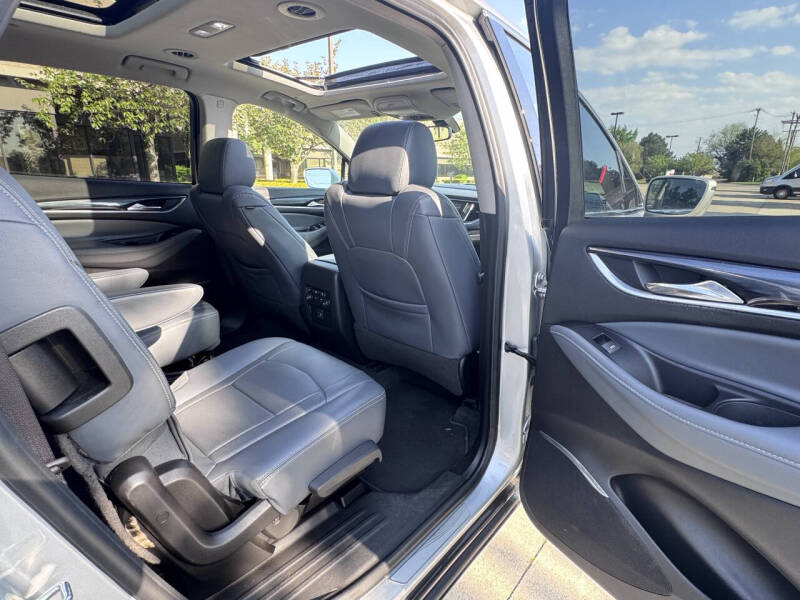 2020 Buick Enclave Essence