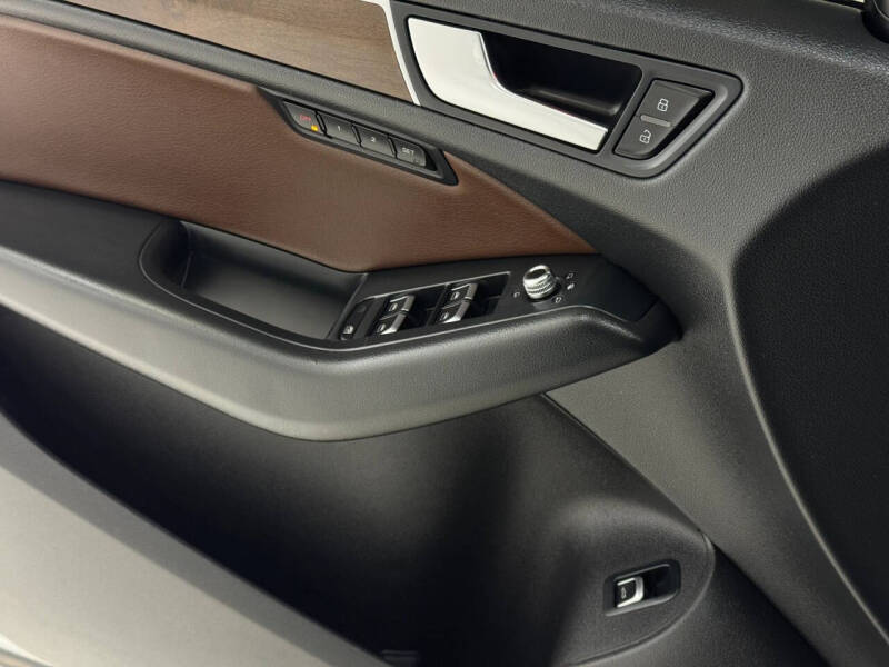 2017 Audi Q5 2.0T quattro Premium Plus