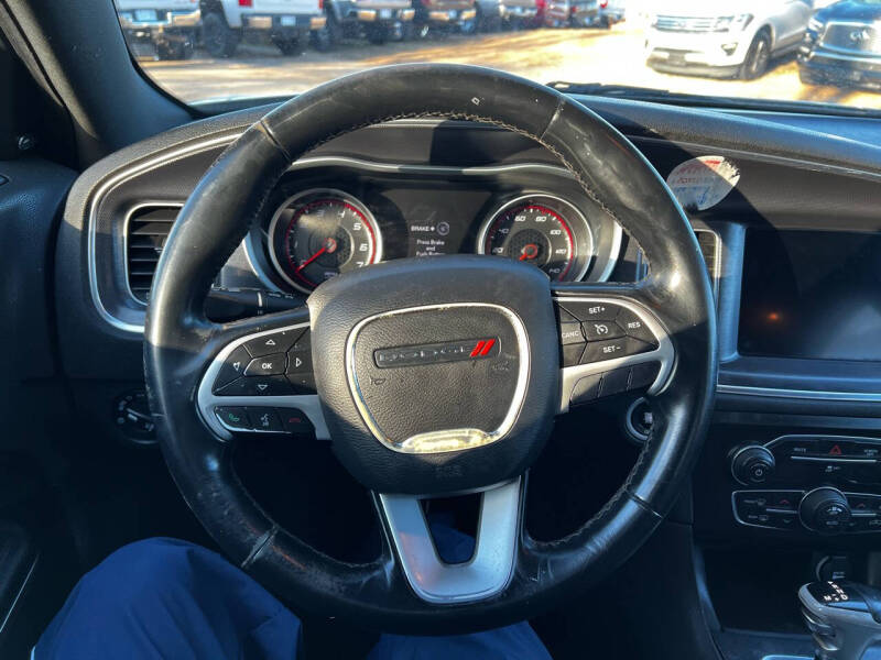 2017 Dodge Charger SXT