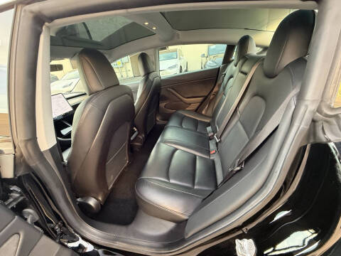 2019 Tesla Model 3 Standard Range Plus