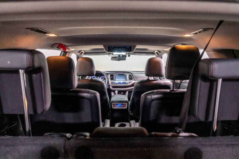 2016 Toyota Highlander