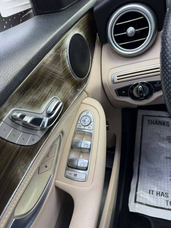 2015 Mercedes-Benz C-Class C 300 4MATIC