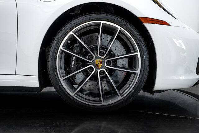 2020 Porsche 911 Carrera S