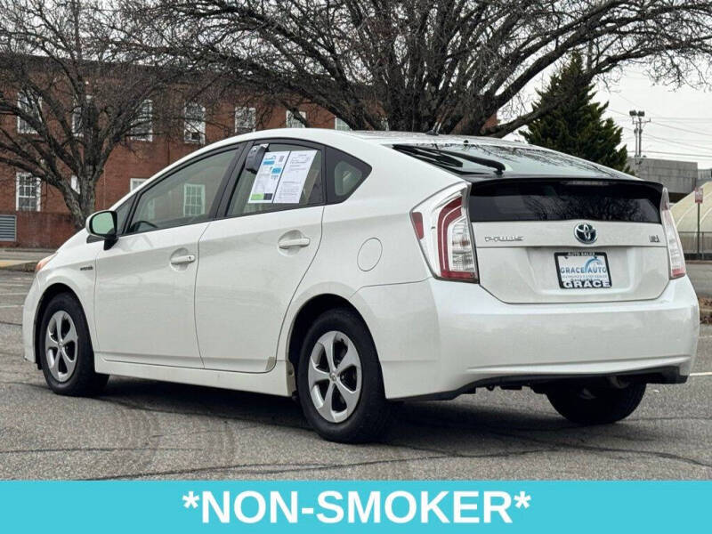 2013 Toyota Prius One