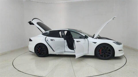 2023 Tesla Model S Plaid