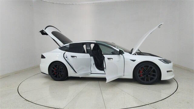 2023 Tesla Model S Plaid