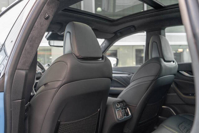 2022 Maserati Levante 36