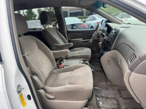 2010 Toyota Sienna