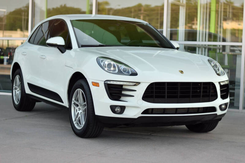2017 Porsche Macan