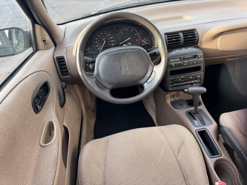 1999 Saturn S-Series SW1