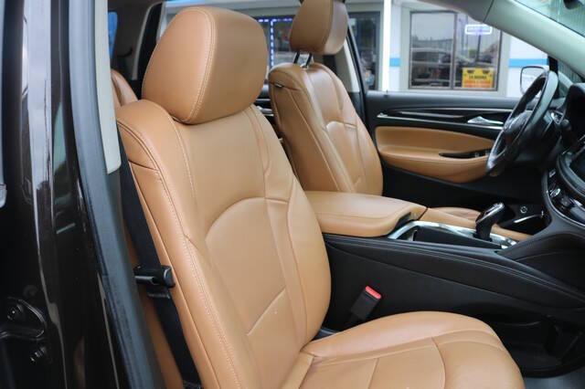 2018 Buick Enclave Essence