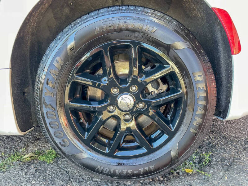 2020 Chrysler Voyager LXi