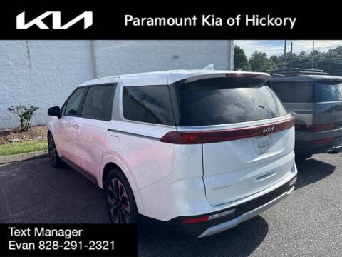2024 Kia Carnival EX