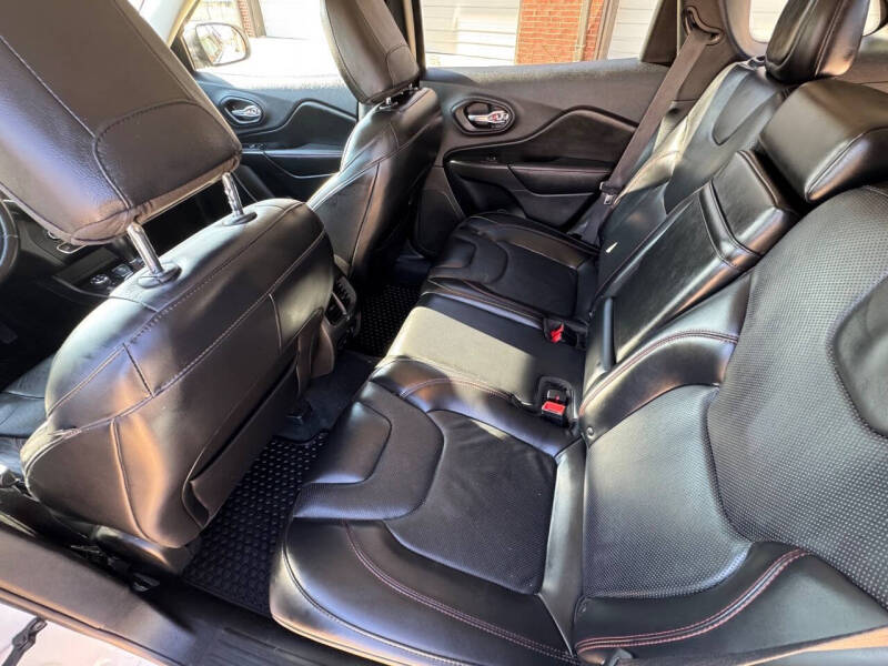 2019 Jeep Cherokee Trailhawk