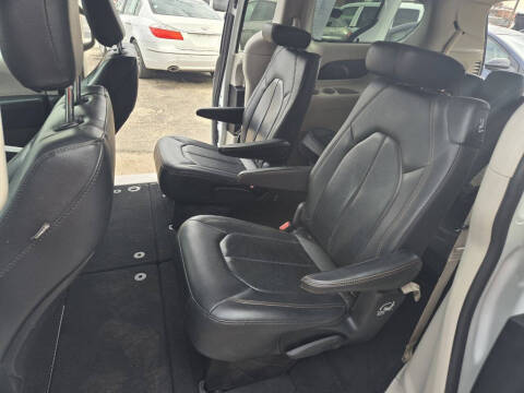 2019 Chrysler Pacifica Touring L