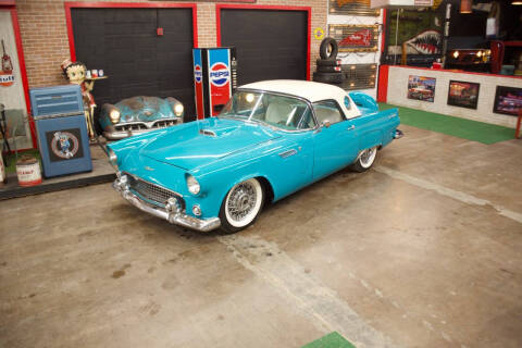 1956 Ford Thunderbird