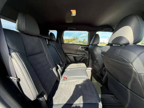 2024 Mitsubishi Outlander