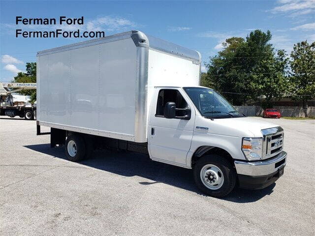2022 Ford E-Series Chassis