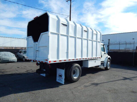 2019 Freightliner M2 106