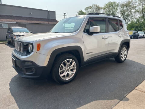 2016 Jeep Renegade for sale at MIDWEST CAR SEARCH in Fridley MN