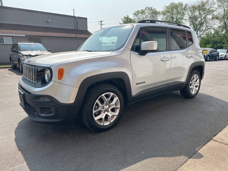 2016 Jeep Renegade for sale at MIDWEST CAR SEARCH in Fridley MN