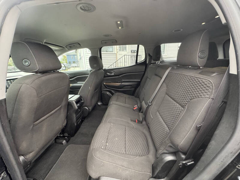 2017 GMC Acadia SLE-1