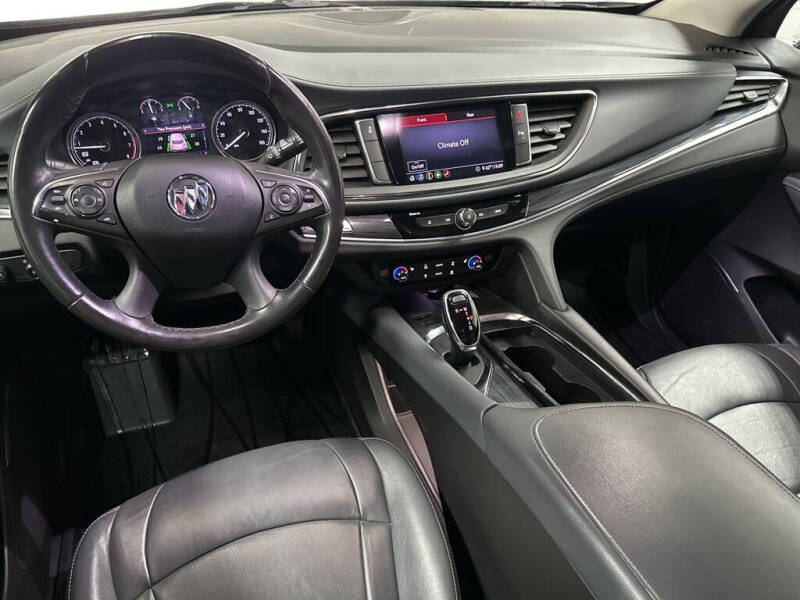 2021 Buick Enclave Essence