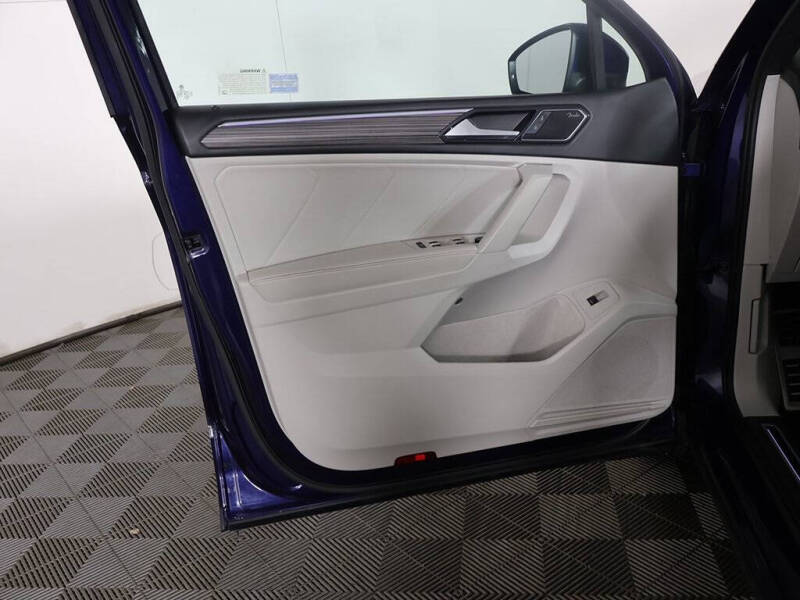 2022 Volkswagen Tiguan SEL R-Line 4Motion