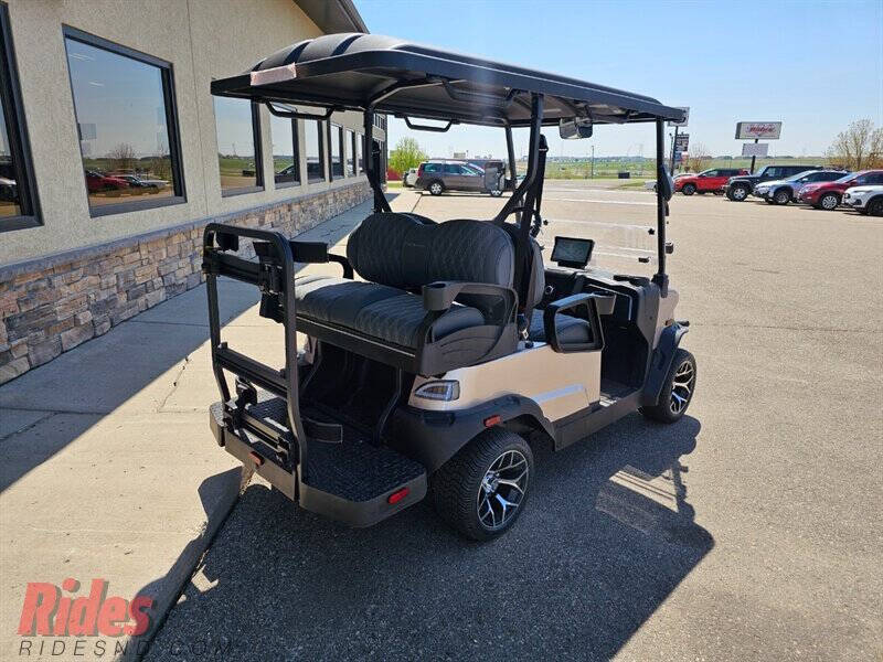 2025 Denago Nomad Plus