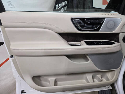 2019 Lincoln Navigator L Reserve