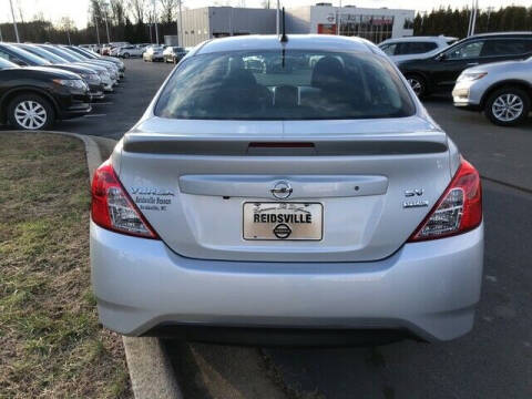 2019 Nissan Versa SV