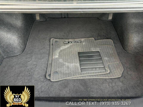 2022 Nissan Altima 2.5 SR